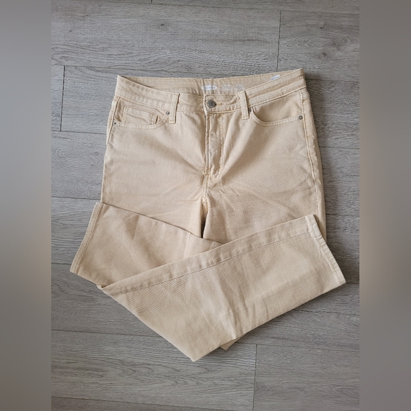 Old Navy Pastel Denim - Picture 2 of 5